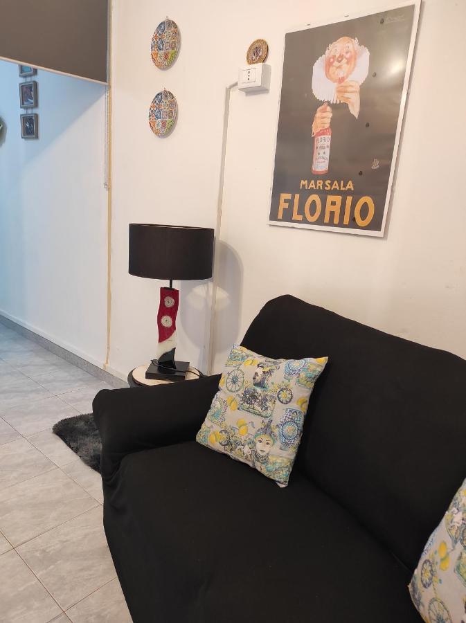 Ferienwohnung La Casuzza Palermo Exterior foto